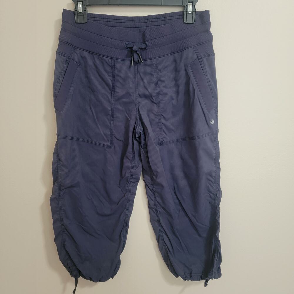 Lululemon Purple Capri Active Pants Size 8